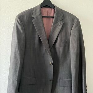 Hugo Boss Men's Gray Two-Button Suit Jacket with Rose Lining